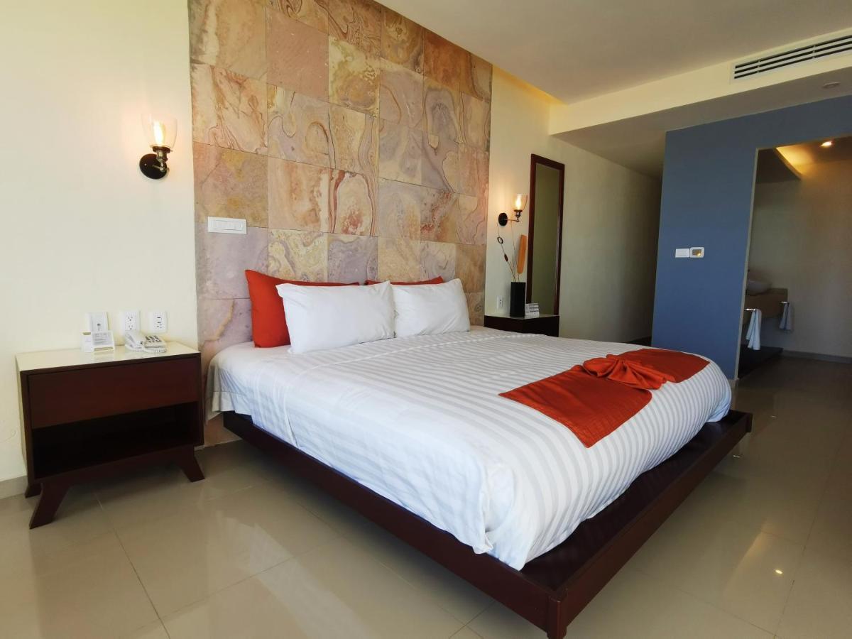 Artisan Playa Esmeralda Family Beach Hotel Playa Chachalacas Экстерьер фото